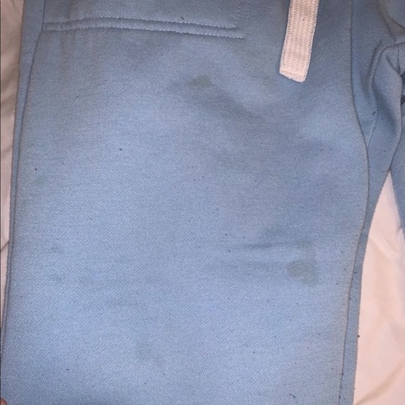 Huge sweats - Picture 3 of 3